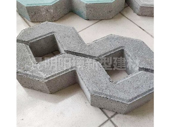 植草磚的安裝維護(hù)注意事項(xiàng)？昆明水泥制品廠家分享